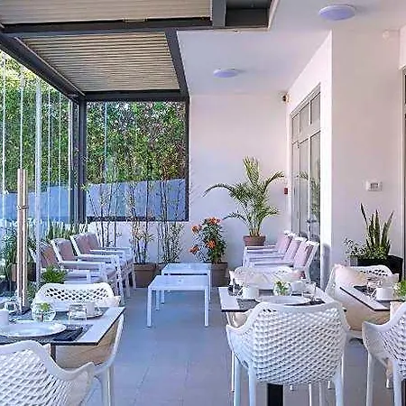 Hotel Intermezzo 4*