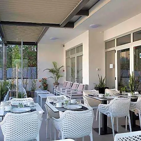 Hotel Intermezzo 4*