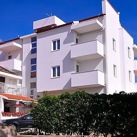 Hotel Intermezzo Pag Town