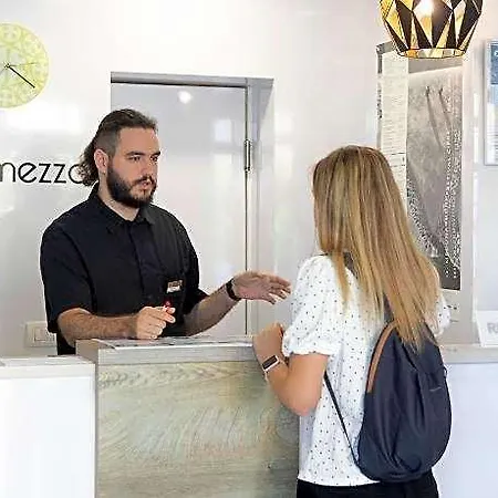 Intermezzo 4*